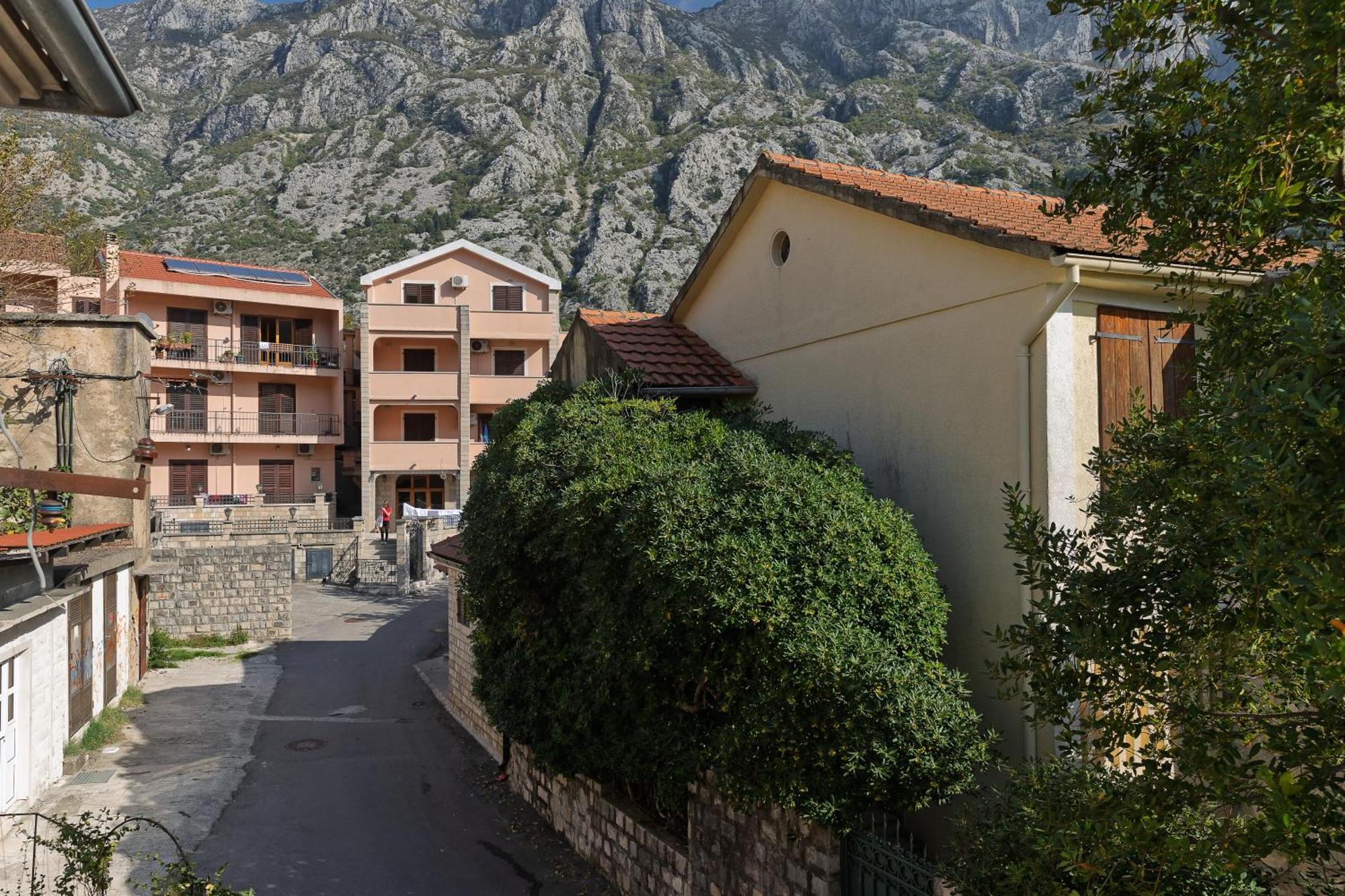 Verdi Cattaro Esterno foto
