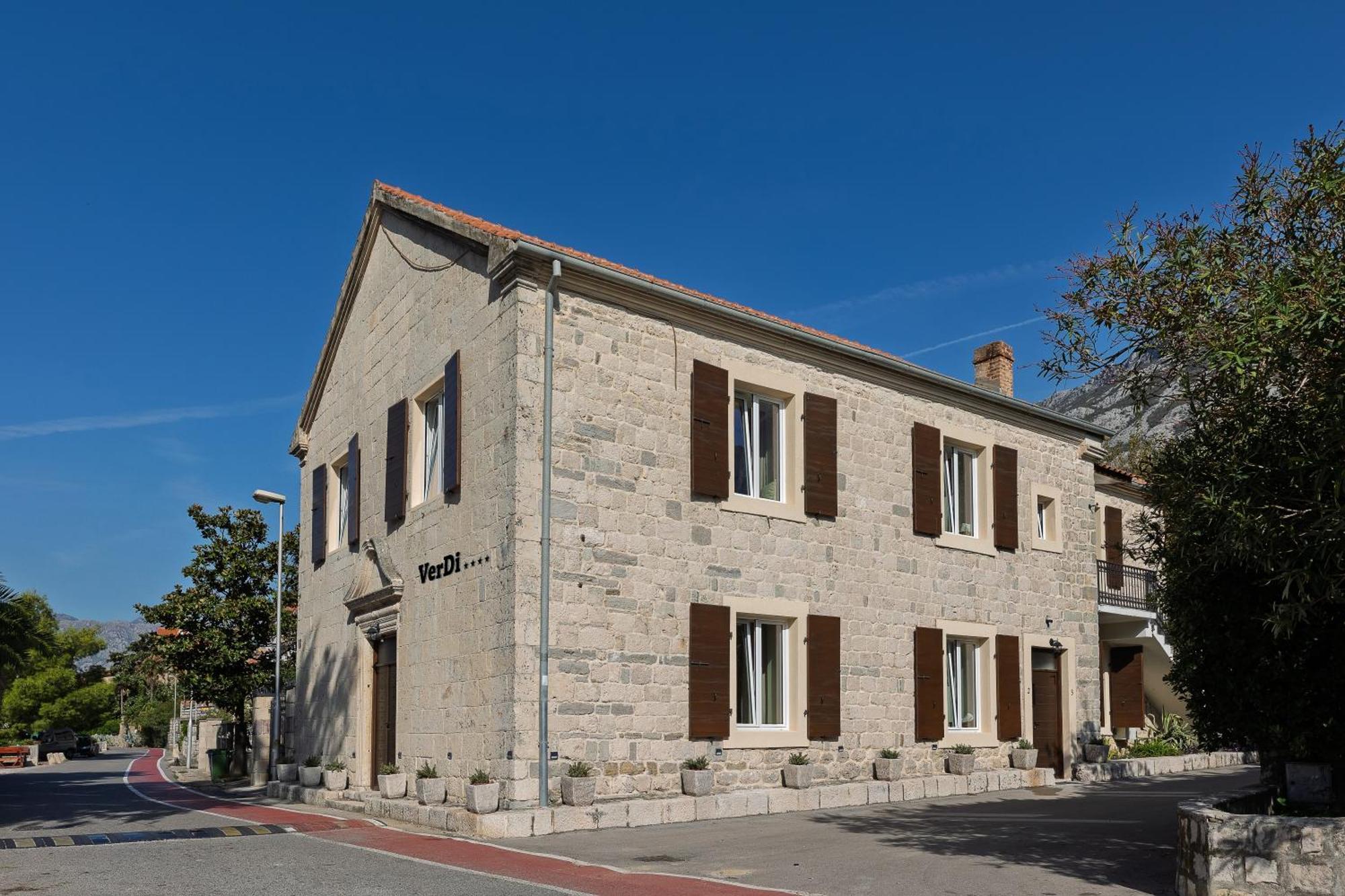 Verdi Cattaro Esterno foto