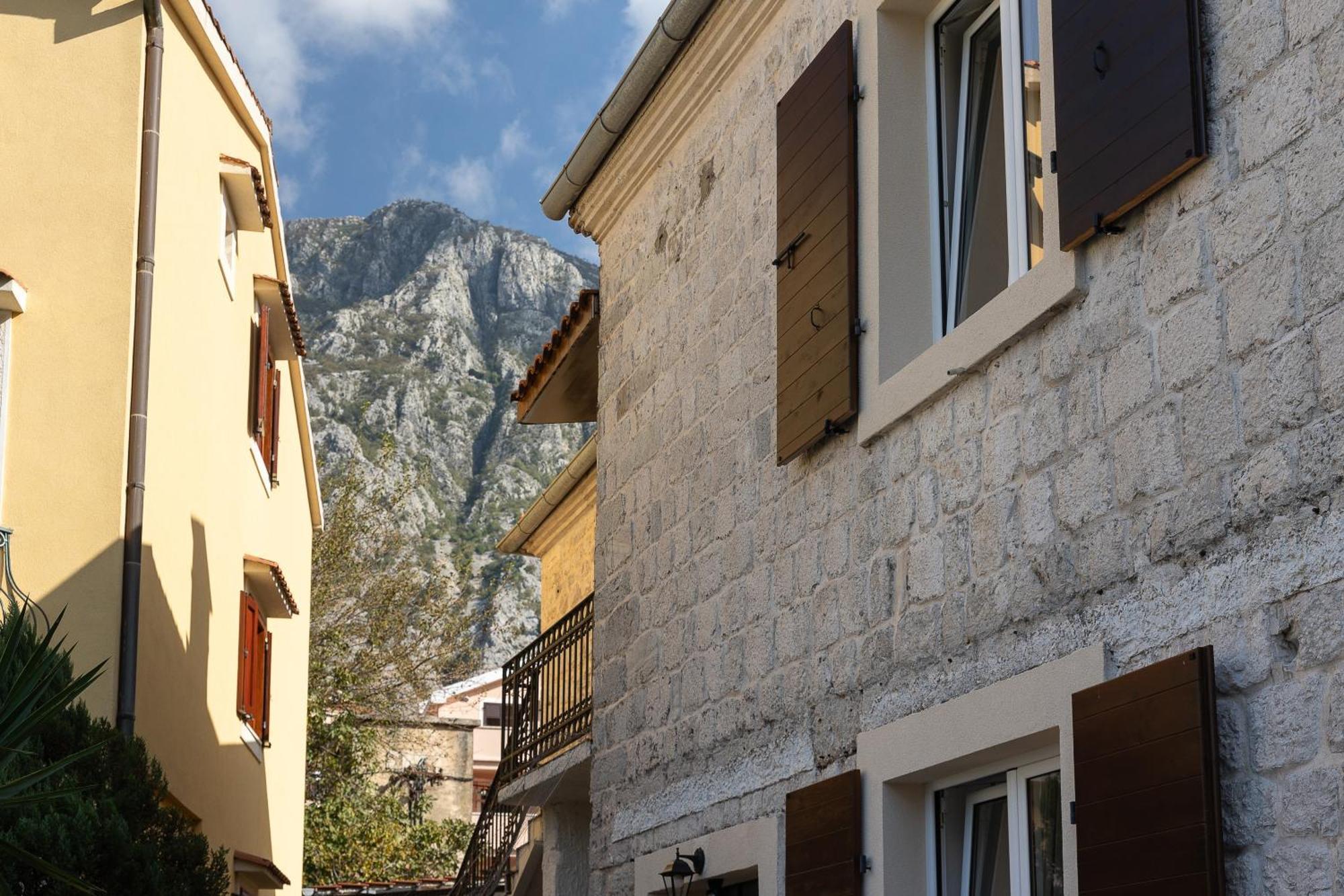 Verdi Cattaro Esterno foto