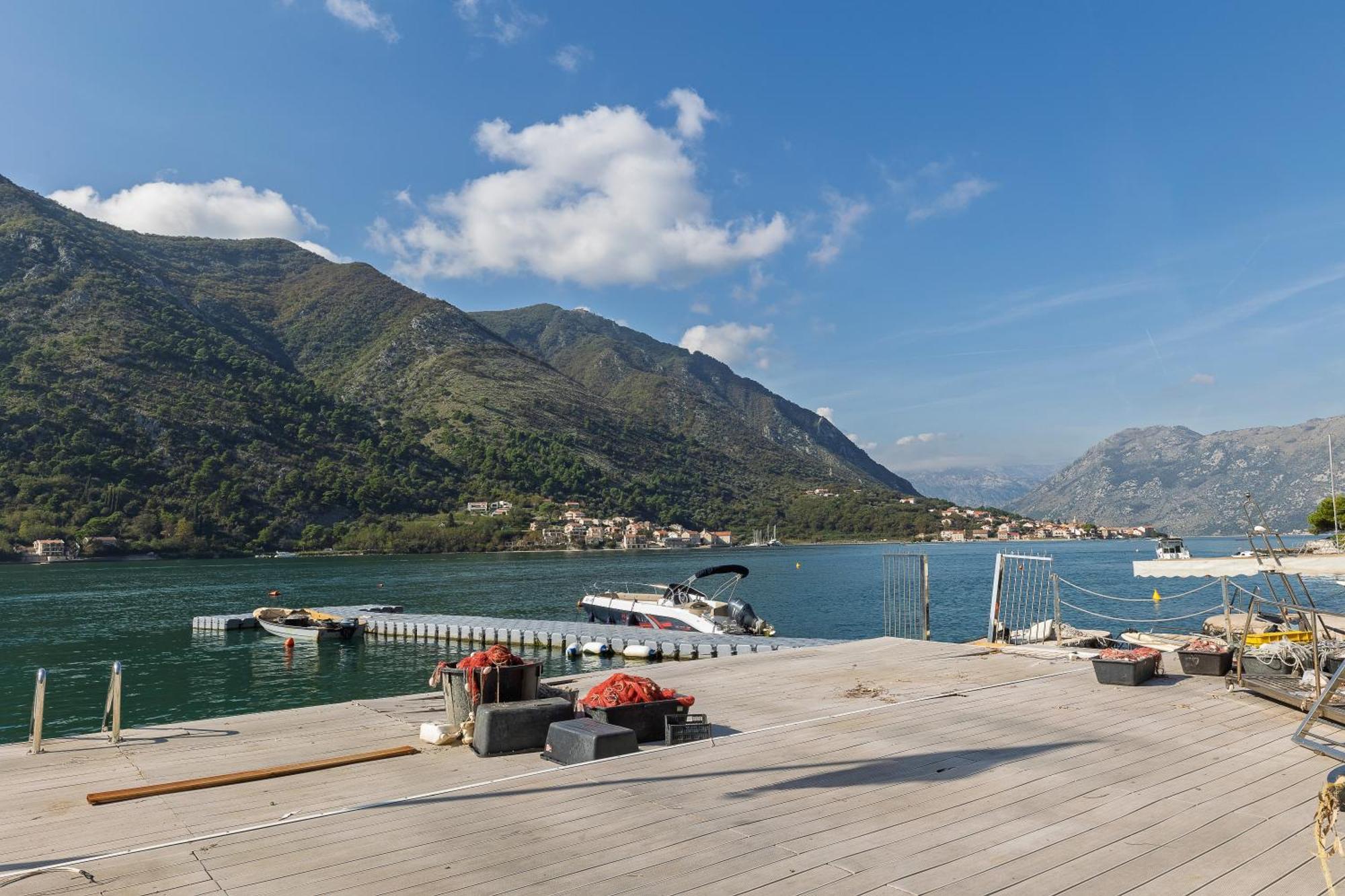 Verdi Cattaro Esterno foto